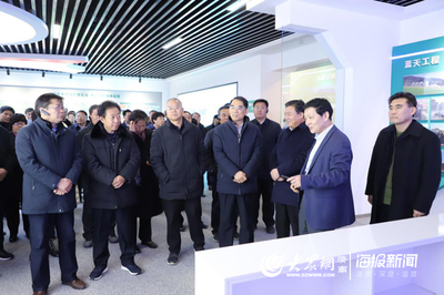 萊蕪區重點項目建設觀摩首日 8個鎮街18個項目“曬”出成績單，制造業引擎轟鳴